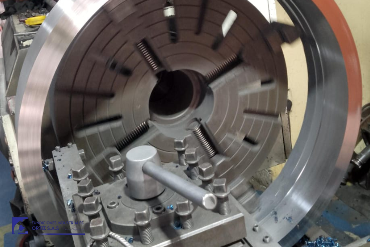 Fabricación y Reparación de Piezas en Acero Fundiciones Ortiz (1)
